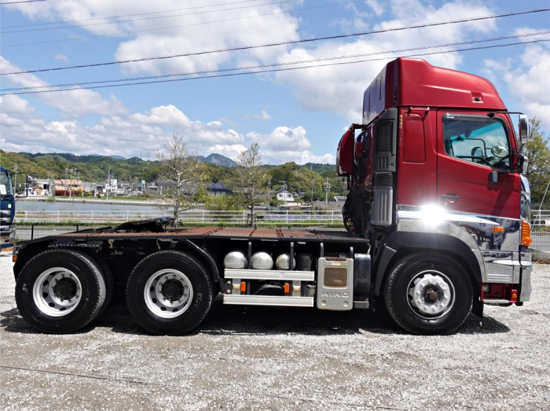 トラクタートレーラーヘッド|中古トラックの販売・買取・査定のアイナビ