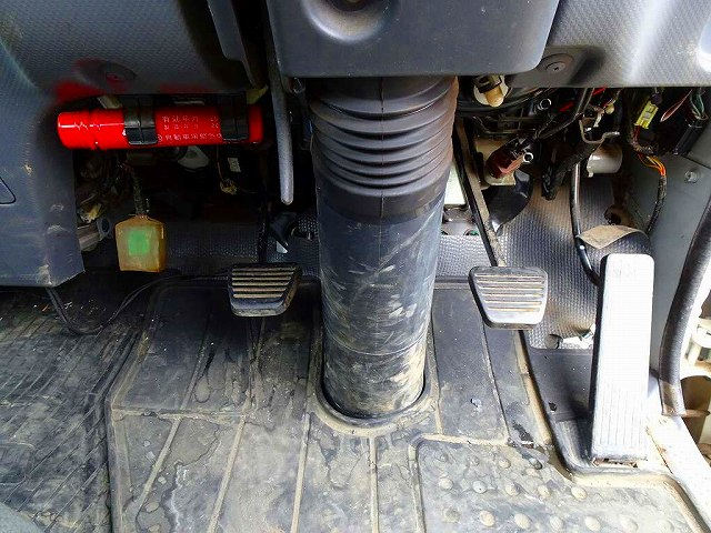 エルフ1.5t4WDFFLSタイヤ平ボデー|中古トラックの販売・買取・査定のアイナビ