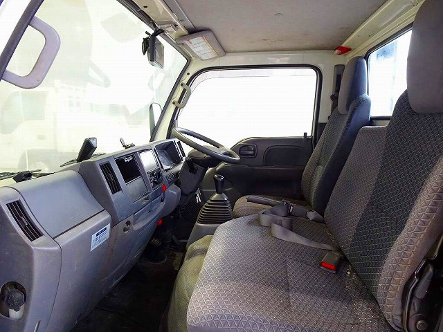 エルフ1.5t4WDFFLSタイヤ平ボデー|中古トラックの販売・買取・査定のアイナビ