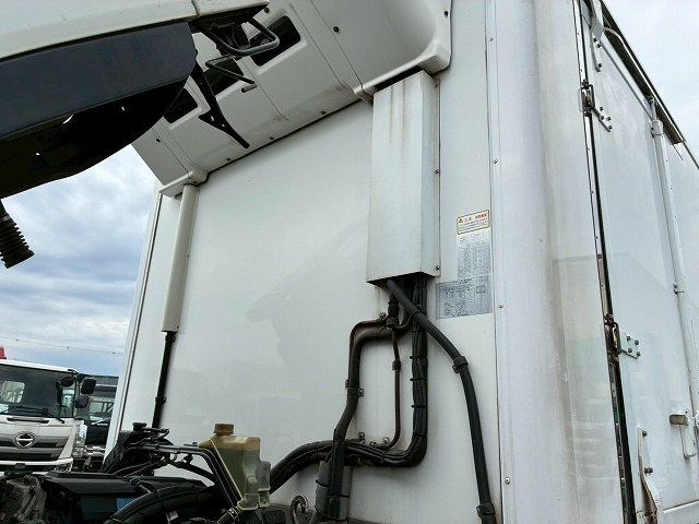 格納式パワーゲート東プレ-30℃低温設定R404Aスタンバイ装置|中古トラックの販売・買取・査定のアイナビ