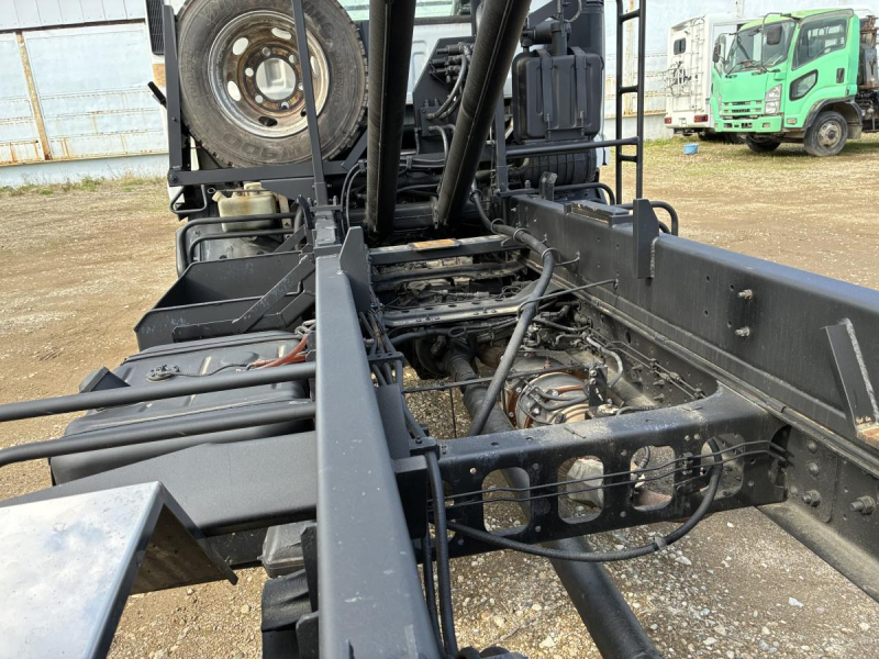 4tアームロール、高馬力、6速スムーサAT、リビルトエンジン|中古トラックの販売・買取・査定のアイナビ