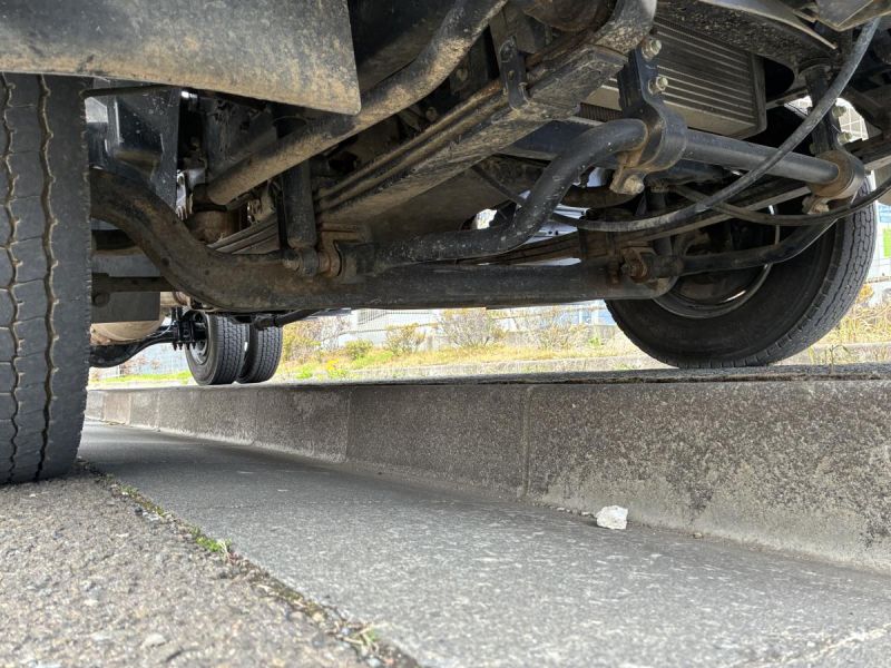 高馬力モデル、距離少ない、車検付き|中古トラックの販売・買取・査定のアイナビ