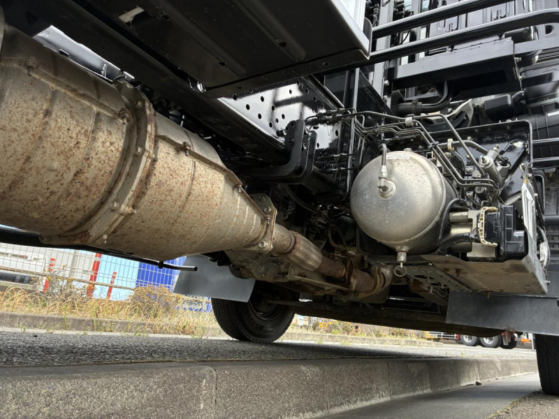 高馬力モデル、距離少ない、車検付き|中古トラックの販売・買取・査定のアイナビ