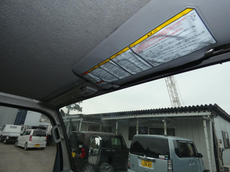 H241.5トン アルミバン バックカメラ 260408|中古トラックの販売・買取・査定のアイナビ