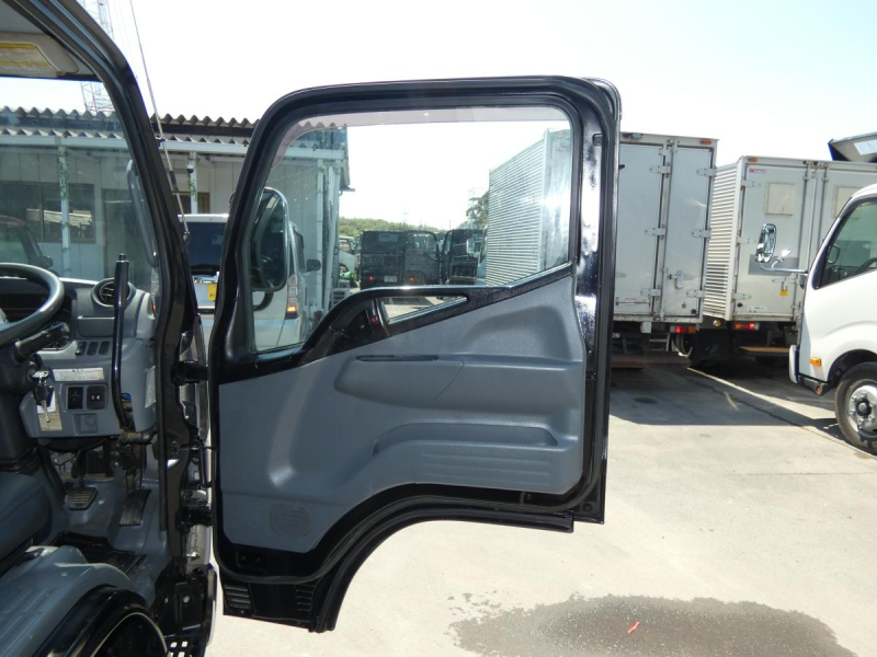 3トン ディーゼルダンプ260229|中古トラックの販売・買取・査定のアイナビ