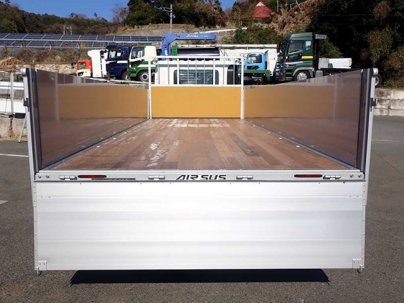 8.4t アルミ平 L6200 標準幅 後輪エアサス 240PS 6速|中古トラックの販売・買取・査定のアイナビ