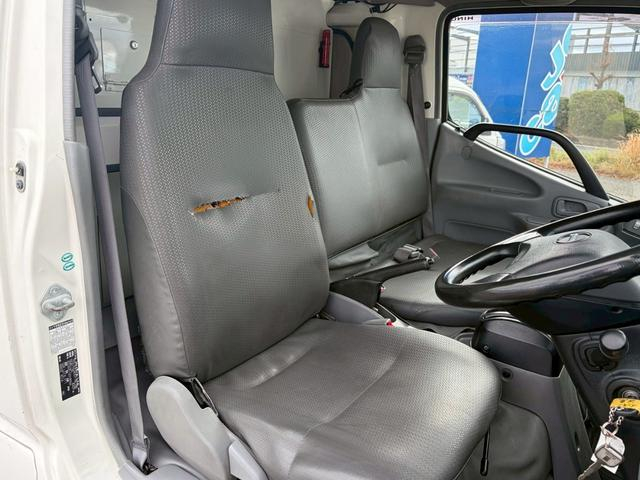 日野デュトロルートバン|中古トラックの販売・買取・査定のアイナビ