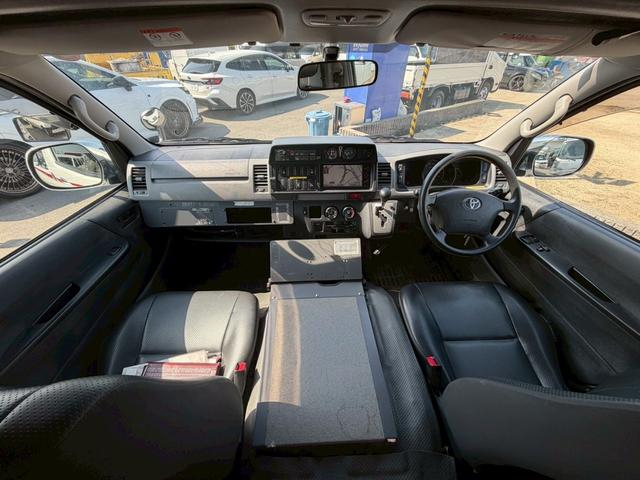トヨタハイエース特装車その他|中古トラックの販売・買取・査定のアイナビ