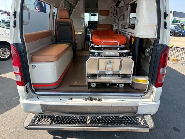 トヨタハイエース特装車その他|中古トラックの販売・買取・査定のアイナビ