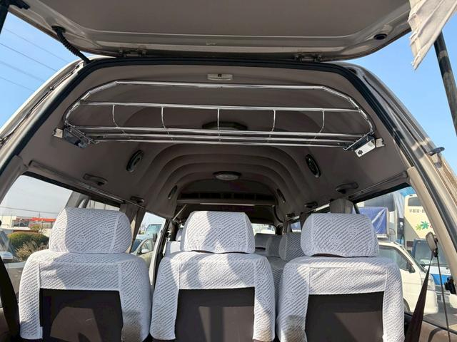 トヨタハイエース特装車その他|中古トラックの販売・買取・査定のアイナビ