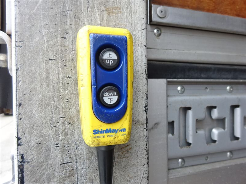 6.2mワイド格納ゲート|中古トラックの販売・買取・査定のアイナビ