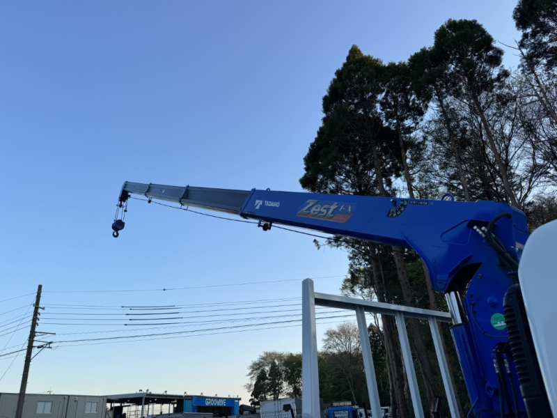 ワイド超ロング2.9t吊4段タダノZX294HRSAラジコン|中古トラックの販売・買取・査定のアイナビ