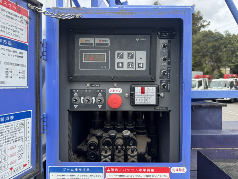 タダノ AT-121TG 11.9m バケット200㎏|中古トラックの販売・買取・査定のアイナビ