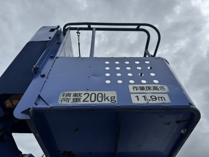 タダノ AT-121TG 11.9m バケット200㎏|中古トラックの販売・買取・査定のアイナビ