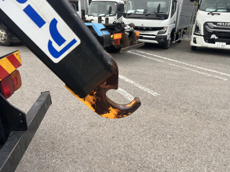 ベッド付新明和アームロールCCA44-31車検付|中古トラックの販売・買取・査定のアイナビ