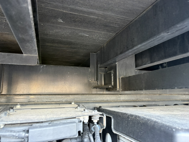 R3年式、プロフィア、アルミブロック、総輪エアサス|中古トラックの販売・買取・査定のアイナビ