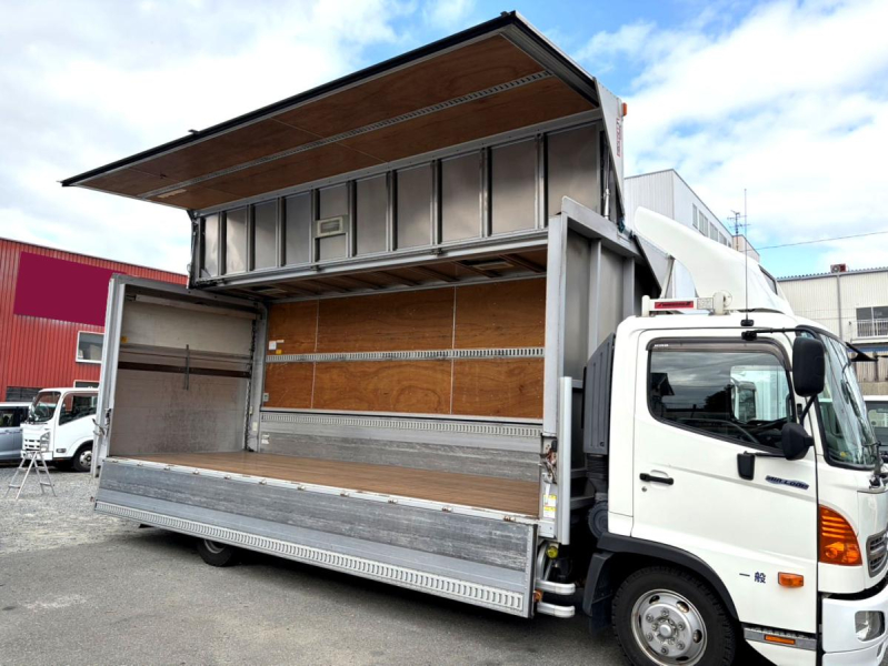 平成28年日野レンジャーアルミウイング跳上げPGTKG-FC9JKAA|中古トラックの販売・買取・査定のアイナビ