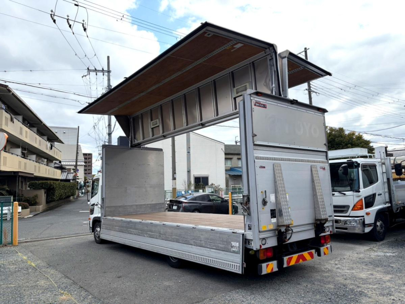 平成28年日野レンジャーアルミウイング跳上げPGTKG-FC9JKAA|中古トラックの販売・買取・査定のアイナビ