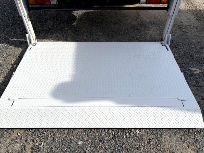 平成23年いすゞエルフ平ボディPG付ロング全塗装SKG-NLR85AR|中古トラックの販売・買取・査定のアイナビ