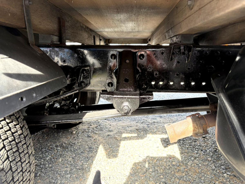 平成23年いすゞエルフ平ボディPG付ロング全塗装SKG-NLR85AR|中古トラックの販売・買取・査定のアイナビ