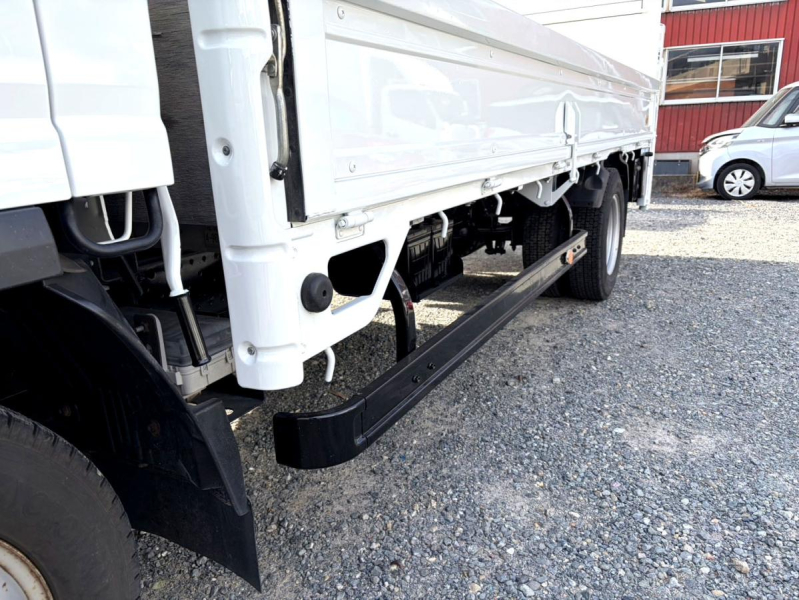 平成23年いすゞエルフ平ボディPG付ロング全塗装SKG-NLR85AR|中古トラックの販売・買取・査定のアイナビ