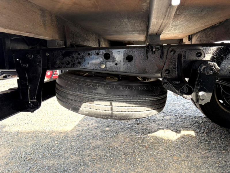 平成23年いすゞエルフ平ボディPG付ロング全塗装SKG-NLR85AR|中古トラックの販売・買取・査定のアイナビ