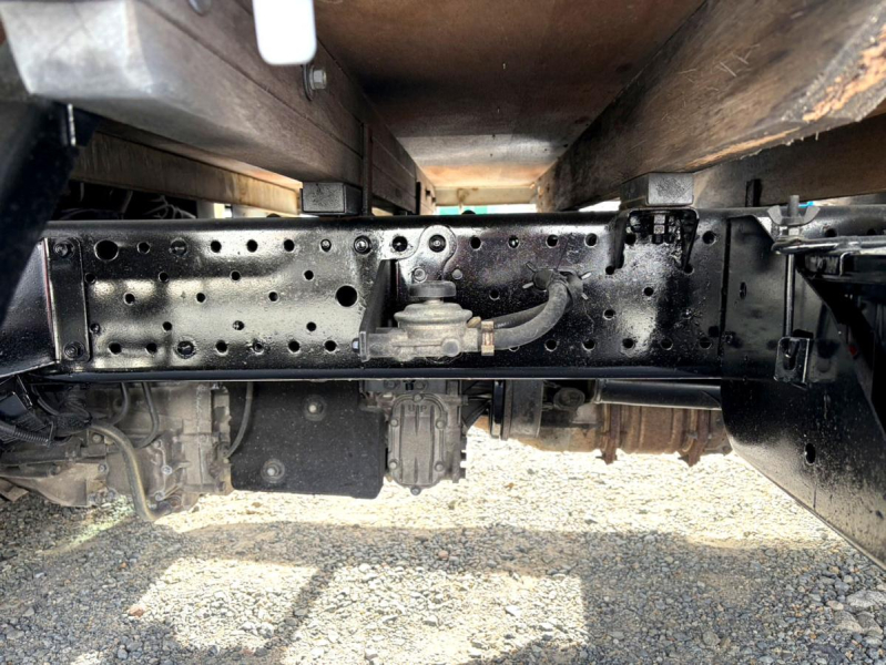 平成23年いすゞエルフ平ボディPG付ロング全塗装SKG-NLR85AR|中古トラックの販売・買取・査定のアイナビ