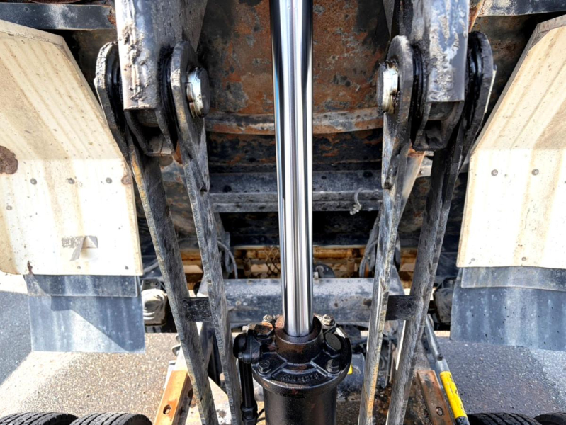 平成25年日野レンジャー4tダンプエルゲートTKG-FC9JCAO|中古トラックの販売・買取・査定のアイナビ