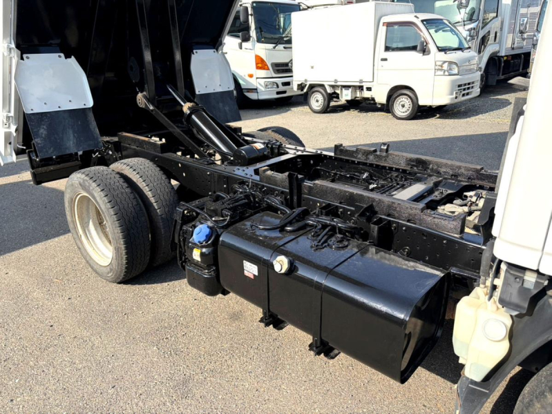 令和1年いすゞエルフ2tダンプ低床コボレーン2RG-NJR88AD|中古トラックの販売・買取・査定のアイナビ