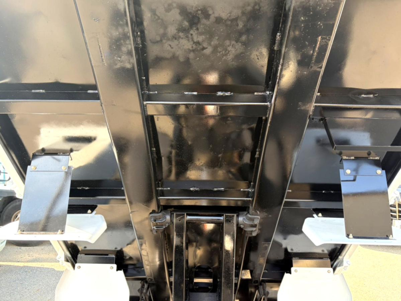 令和1年いすゞエルフ2tダンプ低床コボレーン2RG-NJR88AD|中古トラックの販売・買取・査定のアイナビ