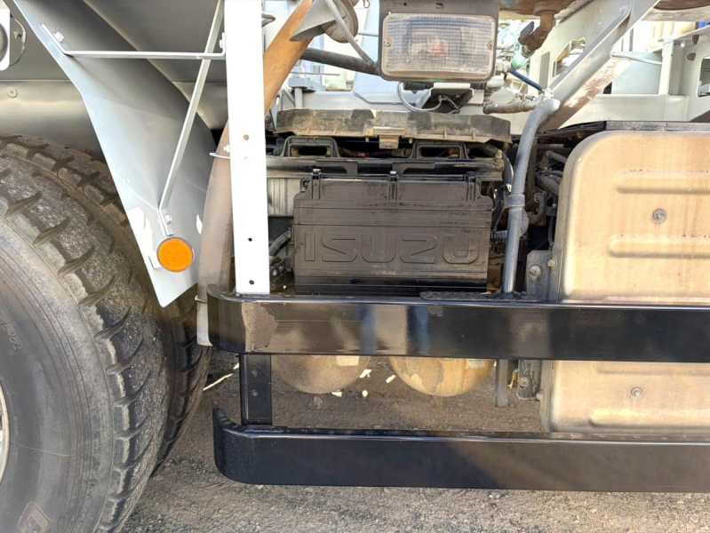 平成27年いすゞギガ大型ミキサーカヤバ製ETCQKG-CXZ77AT|中古トラックの販売・買取・査定のアイナビ