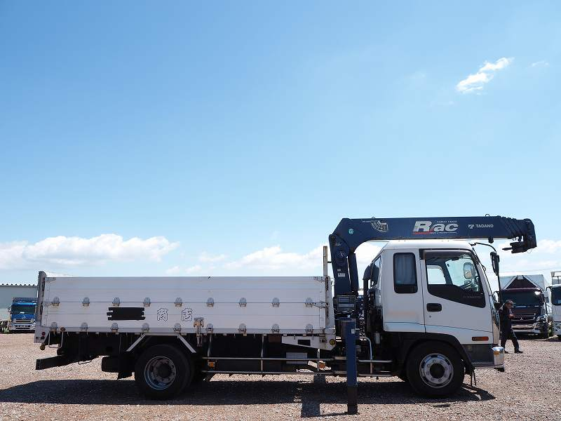 いすゞフォワードクレーン増トン4.6mボディ5段クレーン|中古トラックの販売・買取・査定のアイナビ