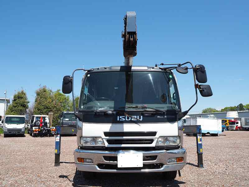 いすゞフォワードクレーン増トン4.6mボディ5段クレーン|中古トラックの販売・買取・査定のアイナビ