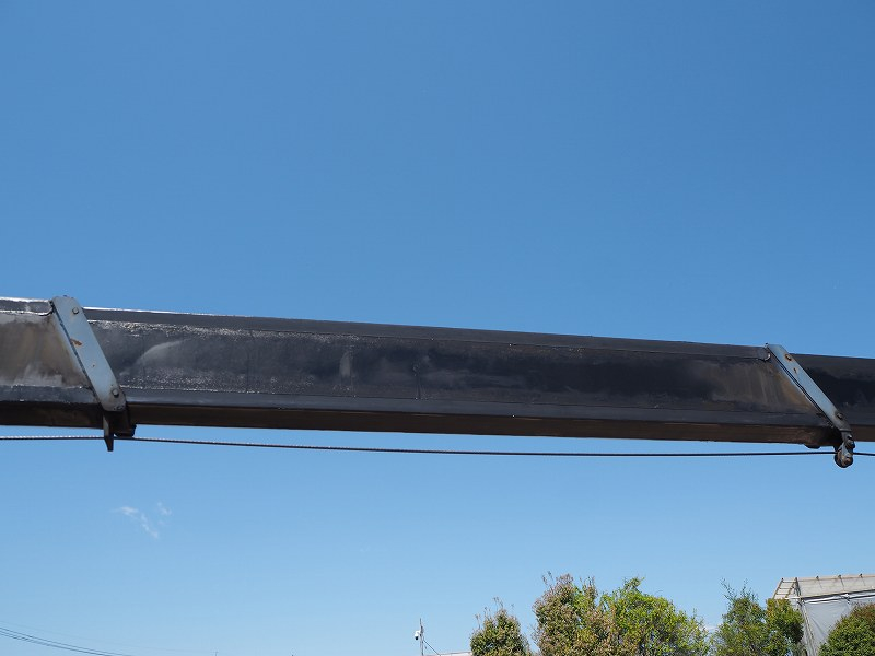 いすゞフォワードクレーン増トン4.6mボディ5段クレーン|中古トラックの販売・買取・査定のアイナビ