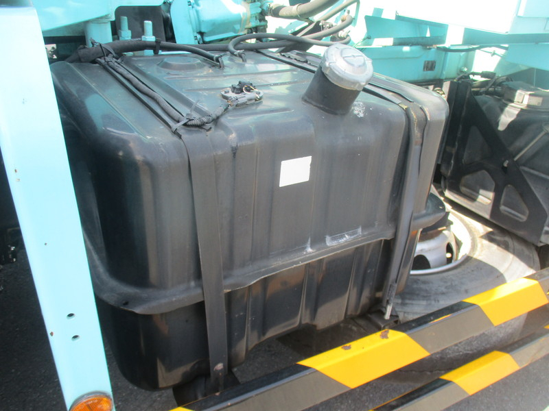 H29プロフィアミキサー車カヤバM44ドラム容量8.7立米車検R9/1|中古トラックの販売・買取・査定のアイナビ