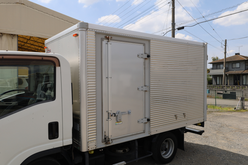 エルフ|中古トラックの販売・買取・査定のアイナビ