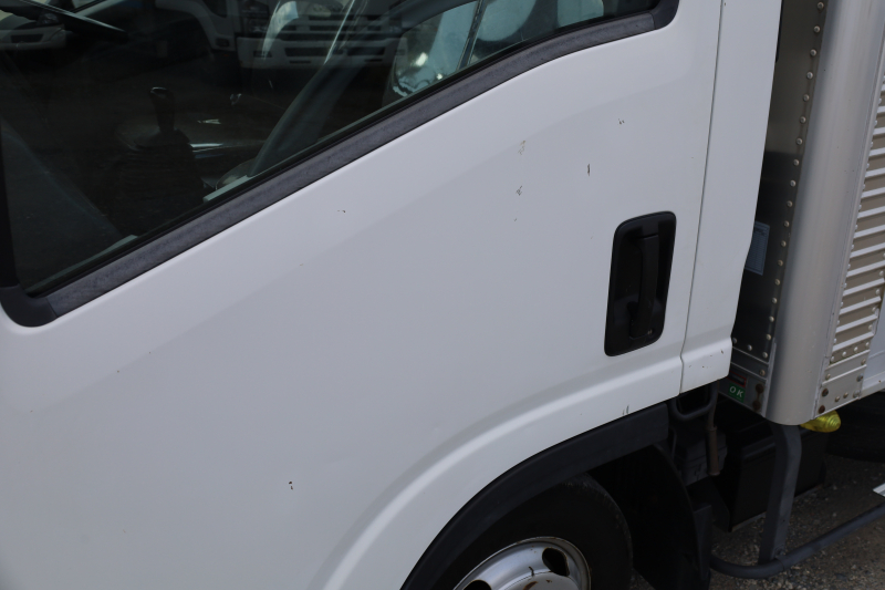 エルフ|中古トラックの販売・買取・査定のアイナビ