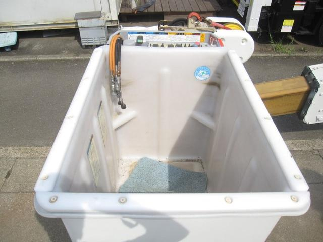日野 特殊車両 デュトロ|中古トラックの販売・買取・査定のアイナビ