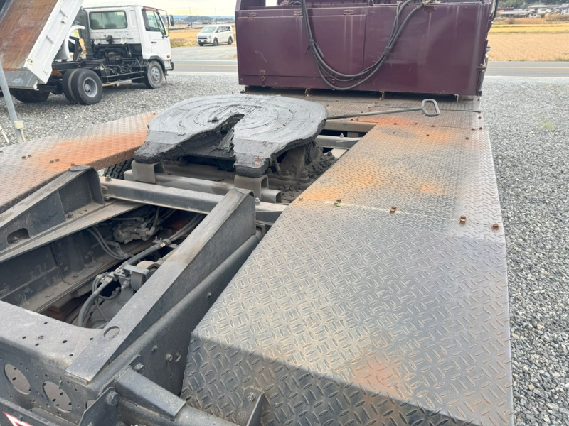 平成24年式☆いすゞギガトラクタ2デフ 第5輪18t MT16速|中古トラックの販売・買取・査定のアイナビ