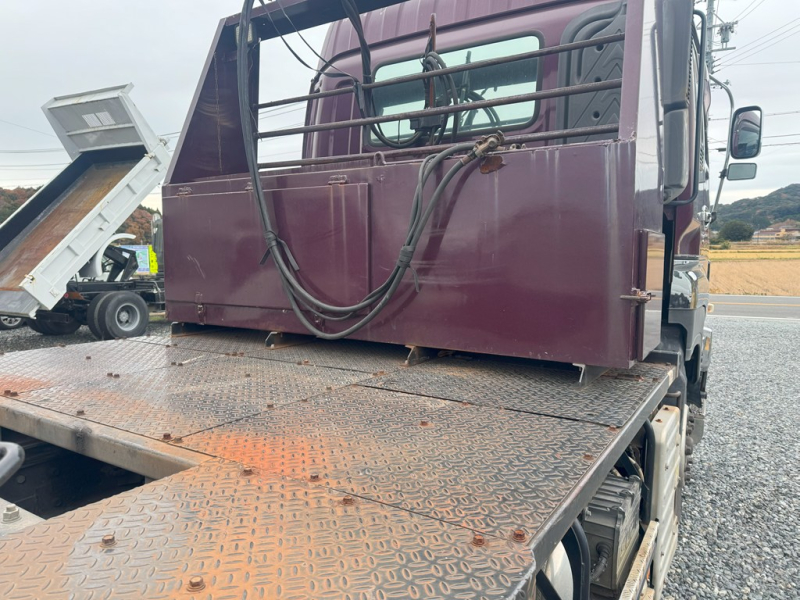 平成24年式☆いすゞギガトラクタ2デフ 第5輪18t MT16速|中古トラックの販売・買取・査定のアイナビ