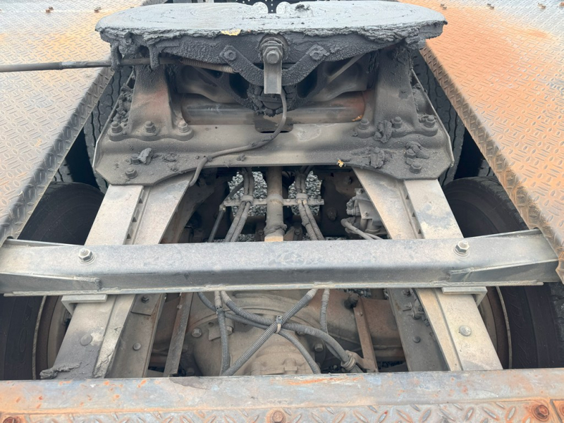 平成24年式☆いすゞギガトラクタ2デフ 第5輪18t MT16速|中古トラックの販売・買取・査定のアイナビ