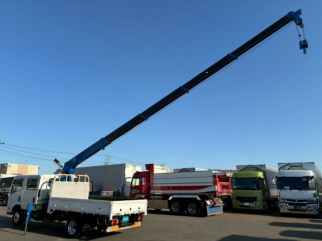 ダブルキャブWキャブワイド超ロングTADANOタダノ150馬力|中古トラックの販売・買取・査定のアイナビ