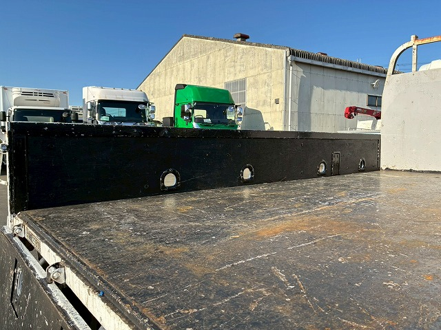 ダブルキャブWキャブワイド超ロングTADANOタダノ150馬力|中古トラックの販売・買取・査定のアイナビ