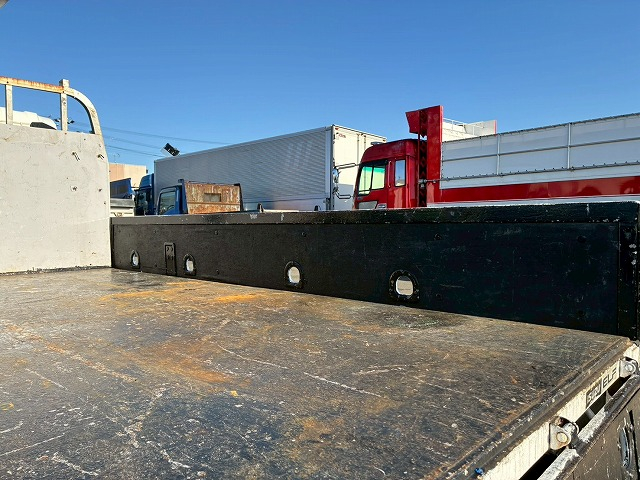 ダブルキャブWキャブワイド超ロングTADANOタダノ150馬力|中古トラックの販売・買取・査定のアイナビ