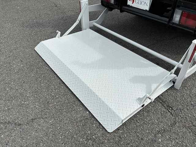 いすゞ 平ボディ|中古トラックの販売・買取・査定のアイナビ