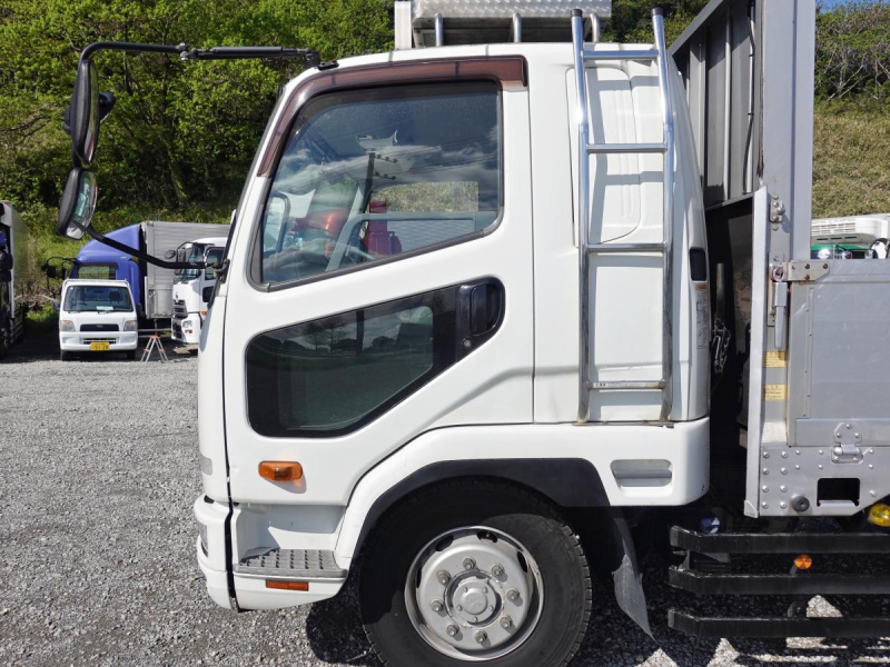 増トンワイド平ボディー|中古トラックの販売・買取・査定のアイナビ