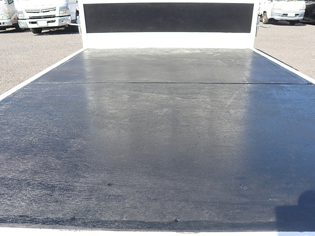 Wキャブ 積載1.25t ジャストロー 普通免許対応 6人乗|中古トラックの販売・買取・査定のアイナビ