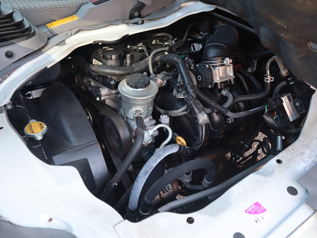 Wキャブ 積載1.25t ジャストロー 普通免許対応 6人乗|中古トラックの販売・買取・査定のアイナビ