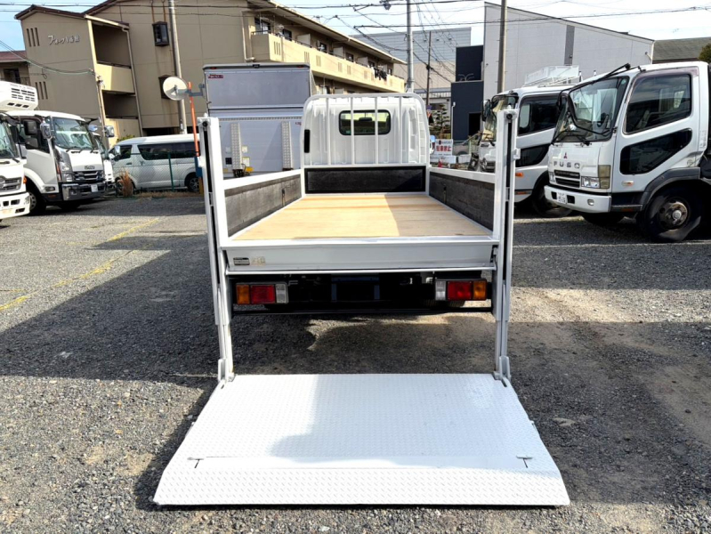 平成23年 いすゞエルフ 平ボディPG付 ロング全塗装 SKG-NLR85AR|中古トラックの販売・買取・査定のアイナビ