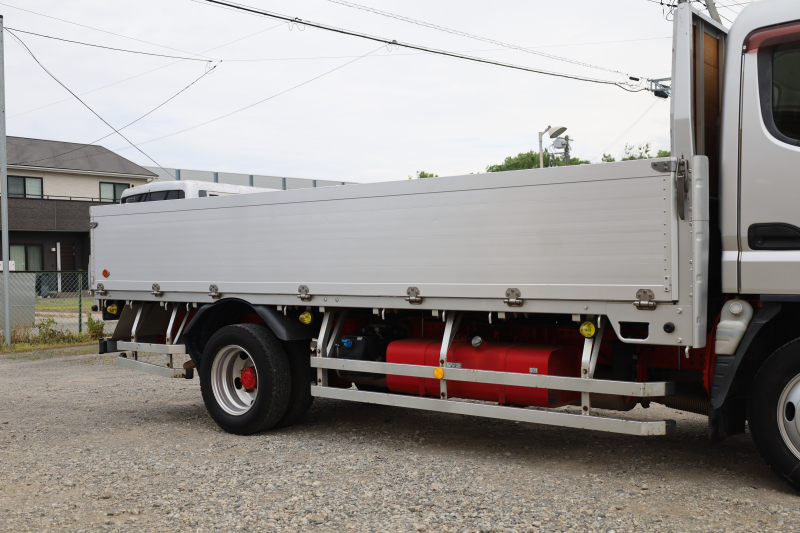 キャンター|中古トラックの販売・買取・査定のアイナビ